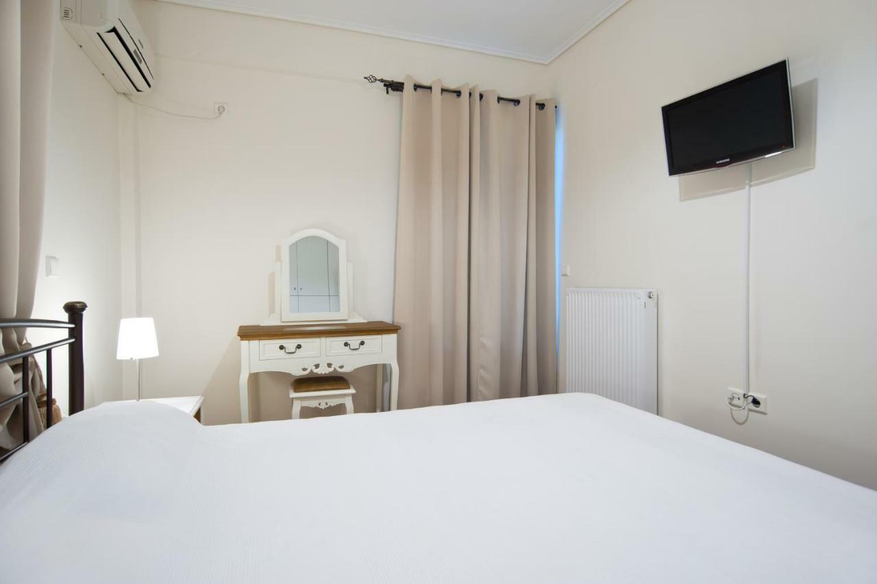 Elia Apartments Chrisso デルポイ エクステリア 写真